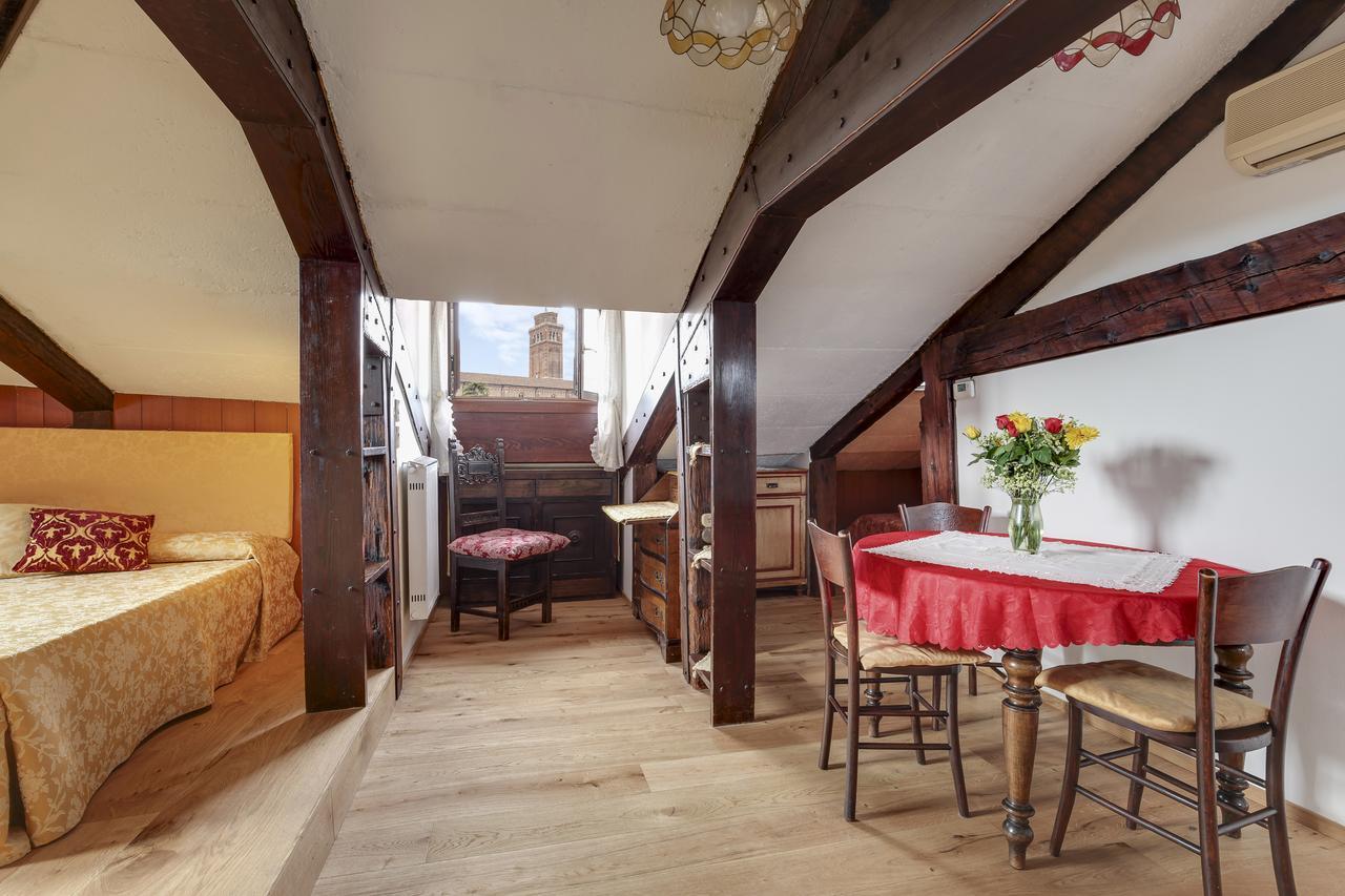 Ca' Badoer Attic Leilighet Venezia Eksteriør bilde